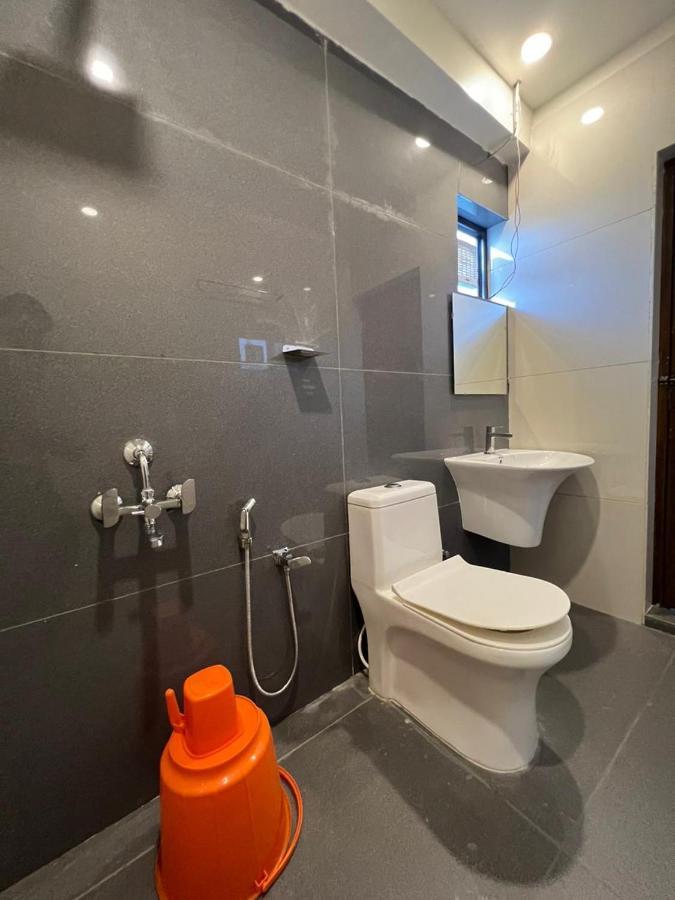 Luxe Inn Kannur Esterno foto