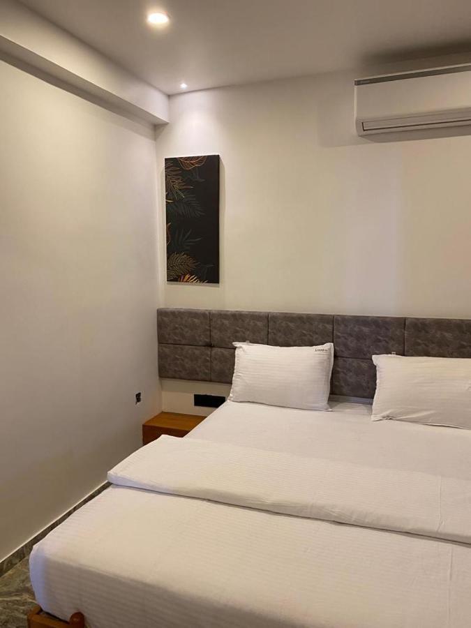 Luxe Inn Kannur Esterno foto