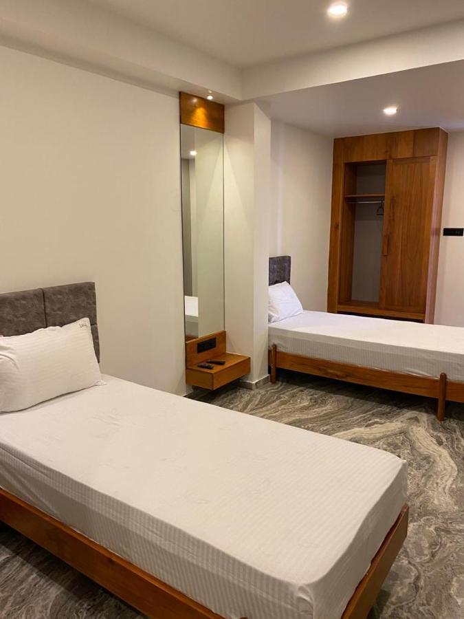 Luxe Inn Kannur Esterno foto