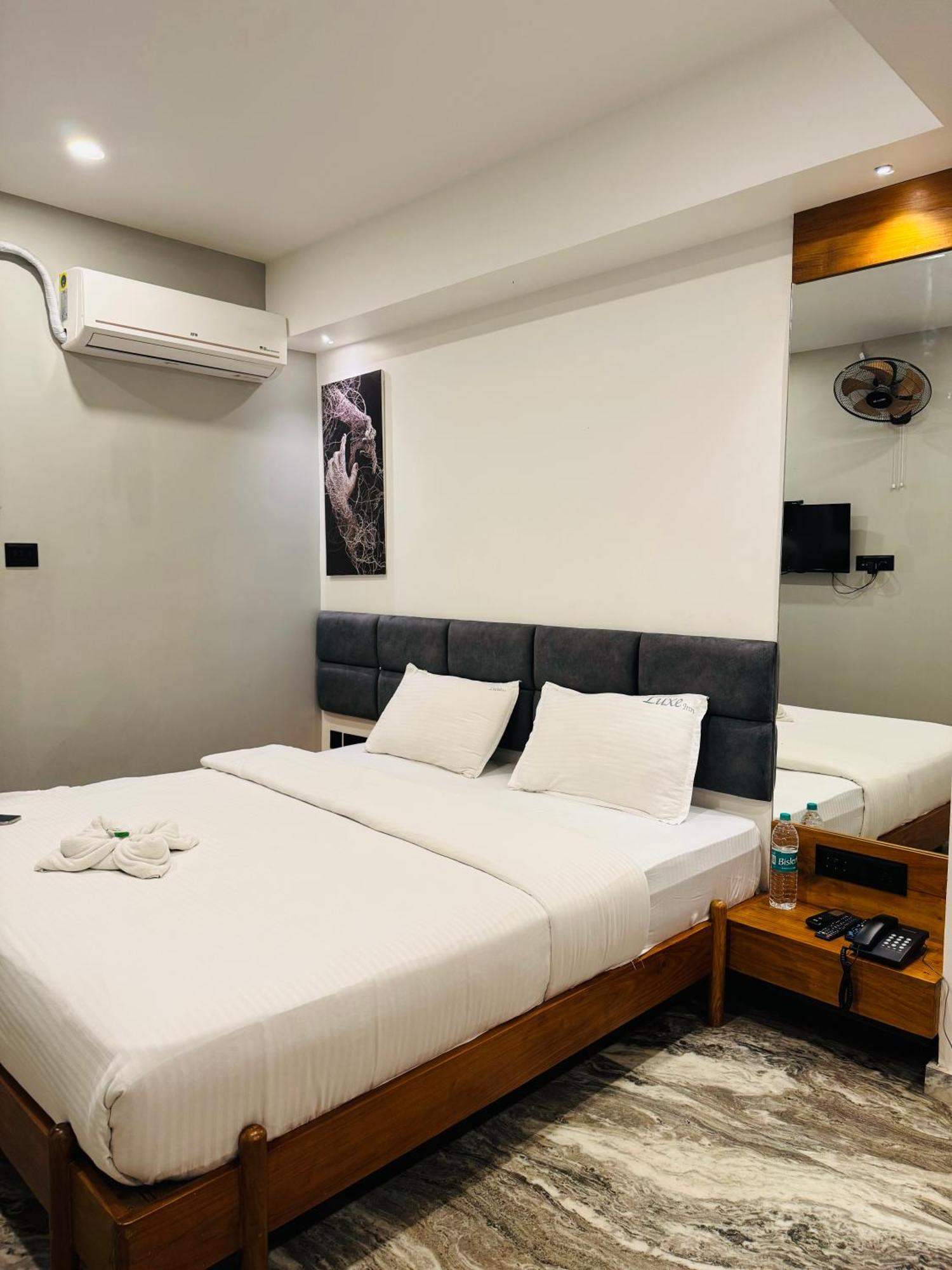 Luxe Inn Kannur Esterno foto